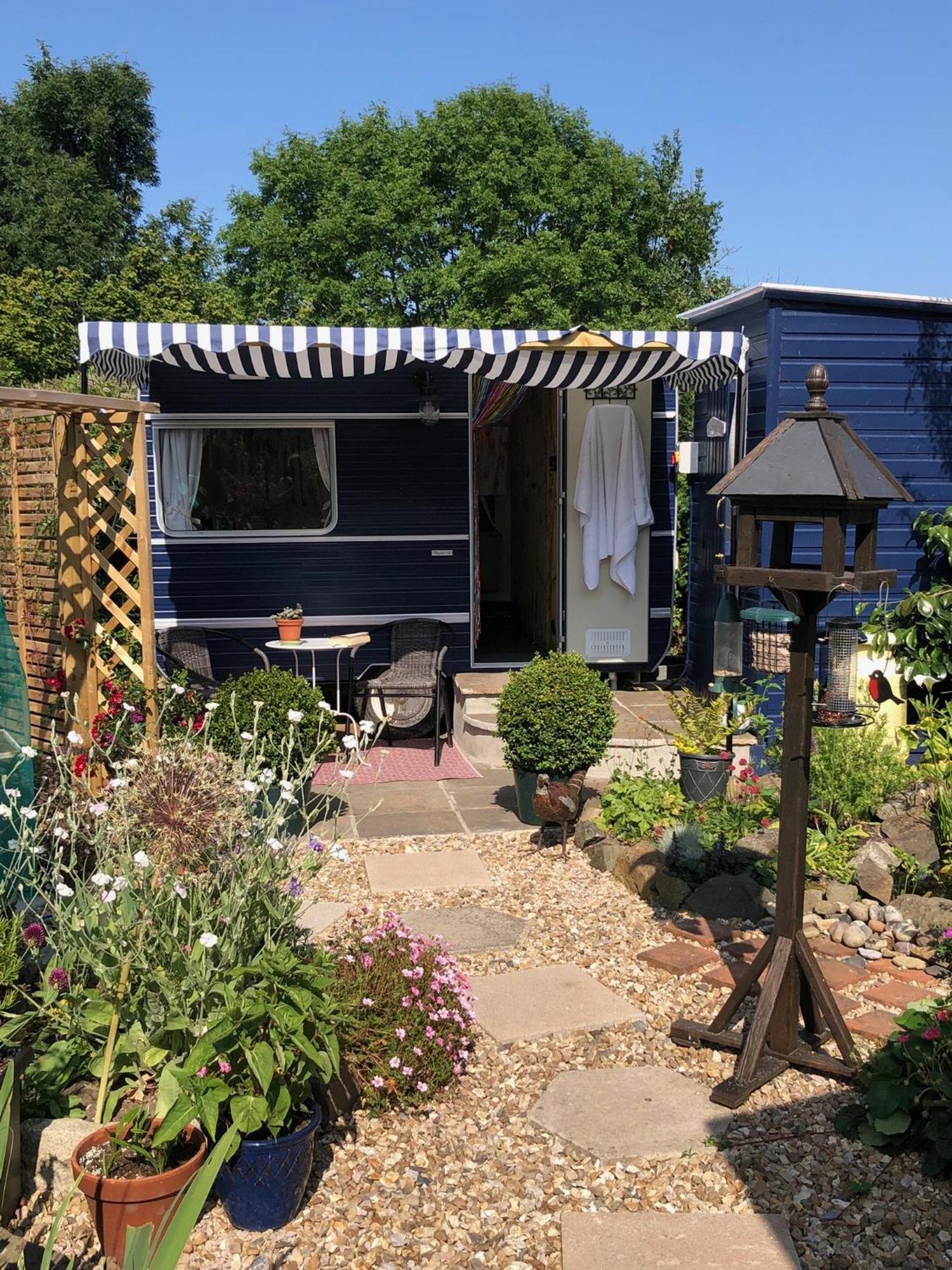 Down The Garden Path Vintage Caravan B&B , Dartmoor Newton Abbot Exterior foto